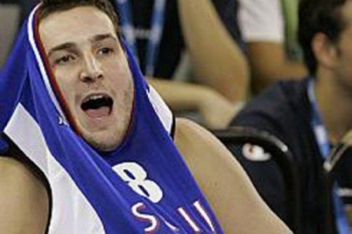 Bjelice, ne znaš loptu da vodiš, marš napolje vezaro!